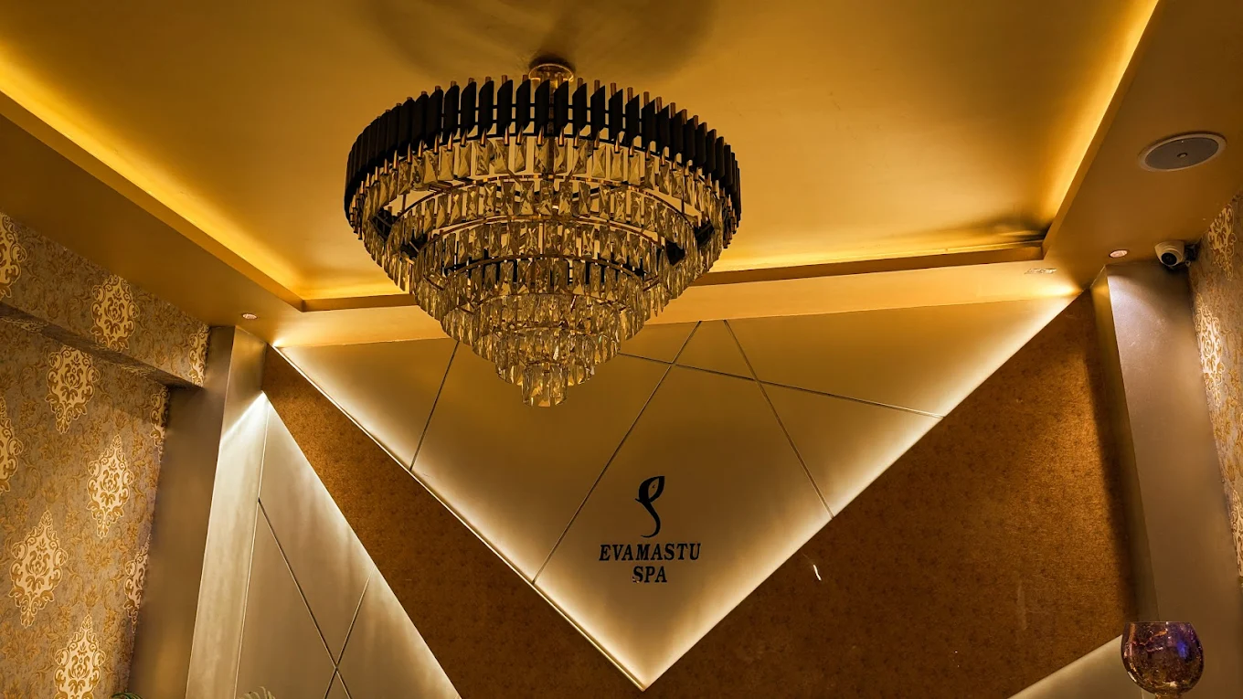 Luxury spa reception at Evamastu Spa, Gomti Nagar